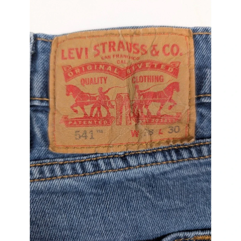 Levi's 541‎ Athletic Fit Distressed Blue Stonewash Denim Jeans Men's Size 38x30